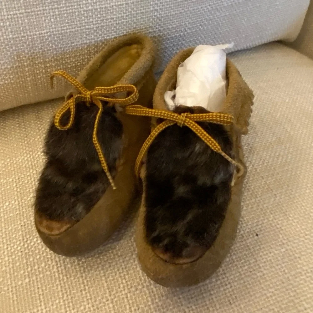 Handmade Kids Fur ans Suede Mocossins / Tan and Brown /Tie/ Custom /Size 12